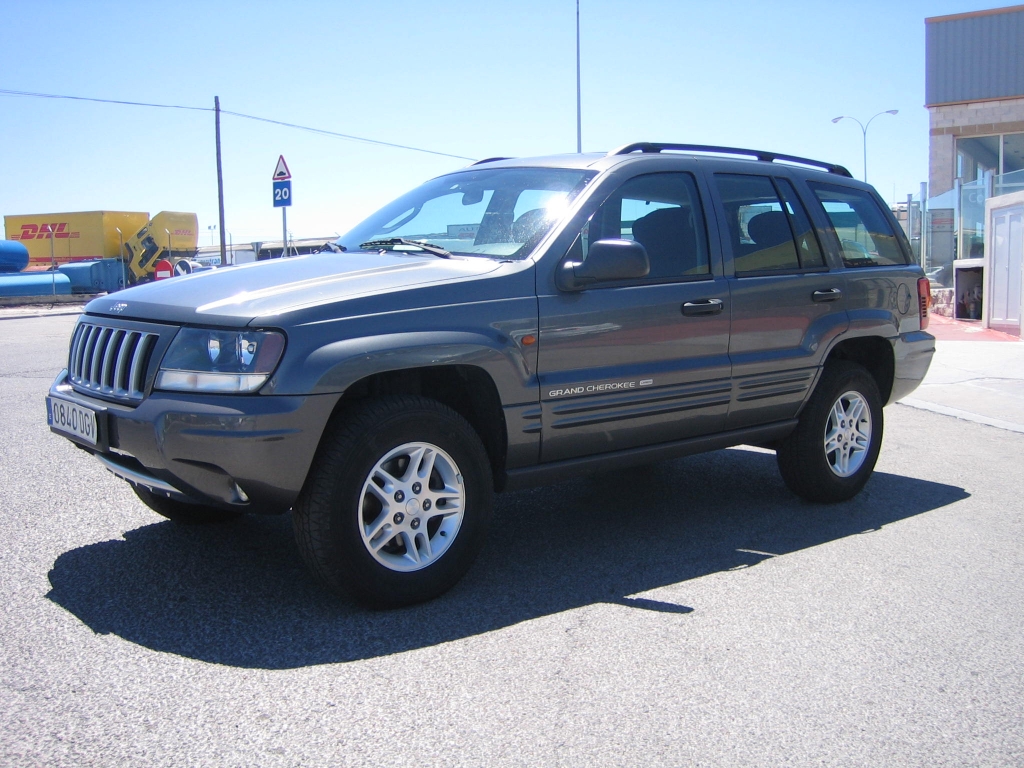 VISTA DELANTERA IZQUIERDA JEEP GRAND CHEROKEE 2.7 CRD 163CV AUTOMATICO