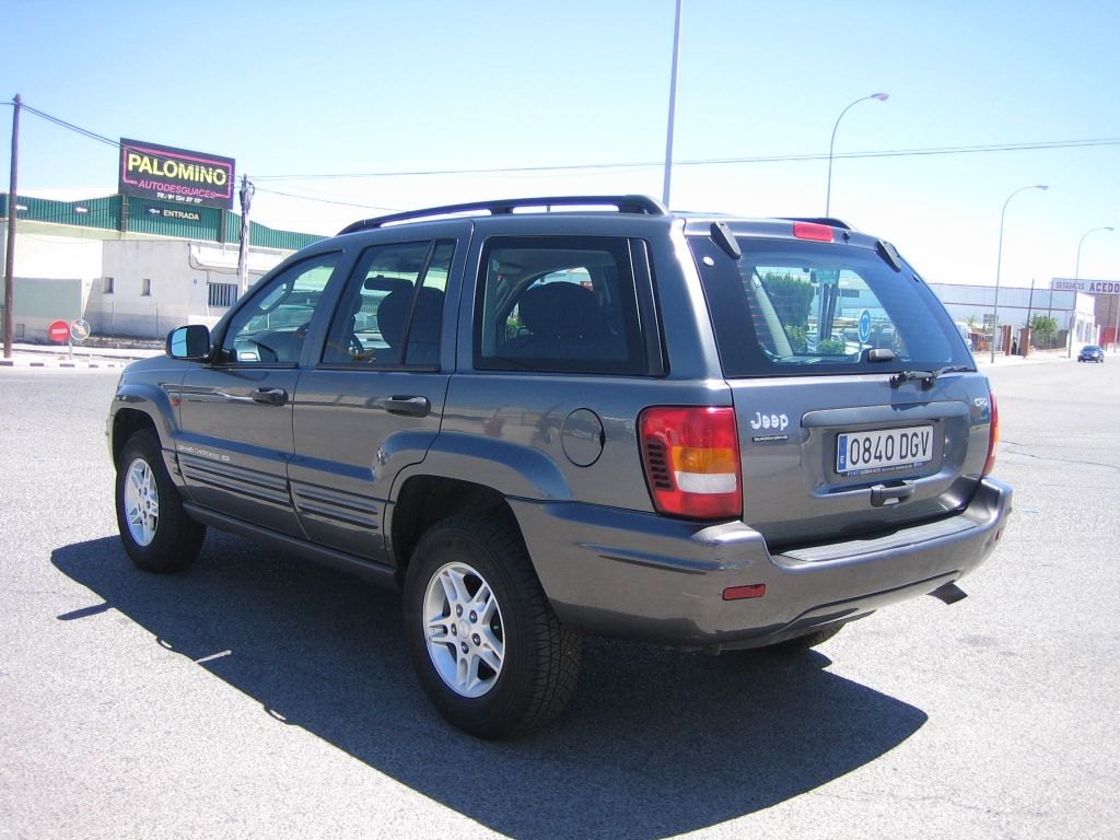 VISTA TRASERA IZQUIERDA JEEP GRAND CHEROKEE 2.7 CRD 163CV AUTOMATICO