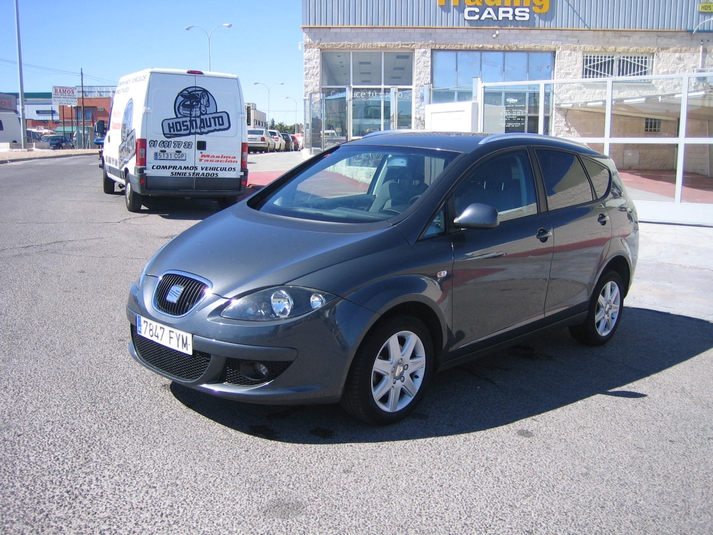 VISTA DELANTERA IZQUIERDA SEAT ALTEA XL 1.9 TDI 105CV