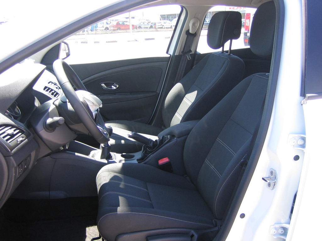 VISTA INTERIOR IZQUIERDO RENAULT MEGANE 1.5 DCI 95CV ECO2 