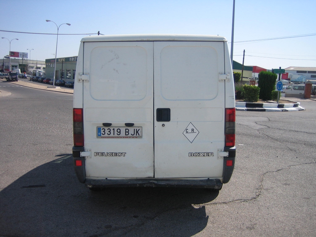 VISTA TRASERA PEUGEOT BOXER 2.5 D 110CV