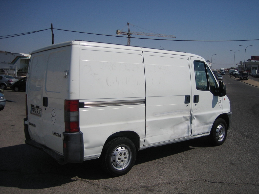 VISTA TRASERA DERECHA PEUGEOT BOXER 2.5 D 110CV 