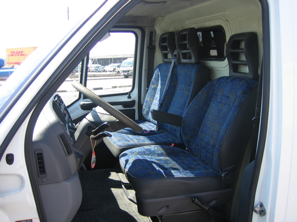 VISTA INTERIOR IZQUIERDO PEUGEOT BOXER 2.5 D 110CV