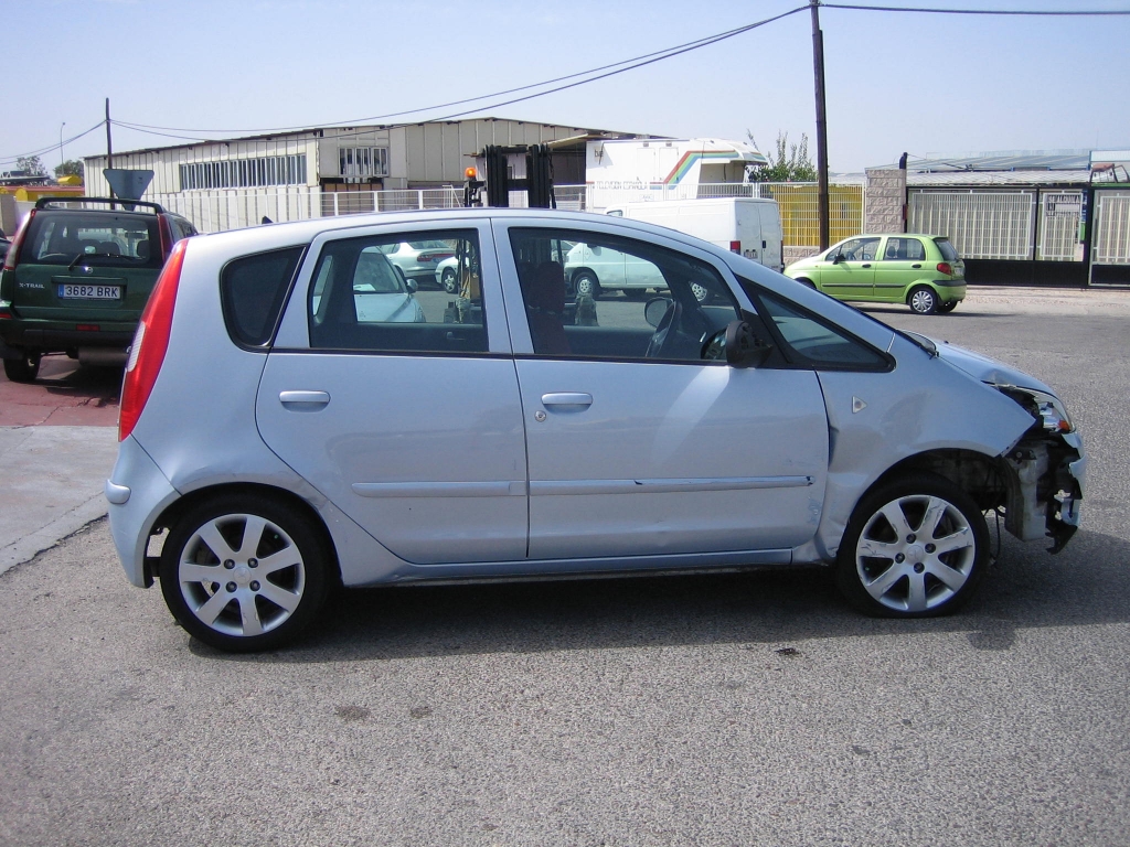VISTA LATERAL DERECHOMITSUBISHI COLT 1.5 DID 95CV 