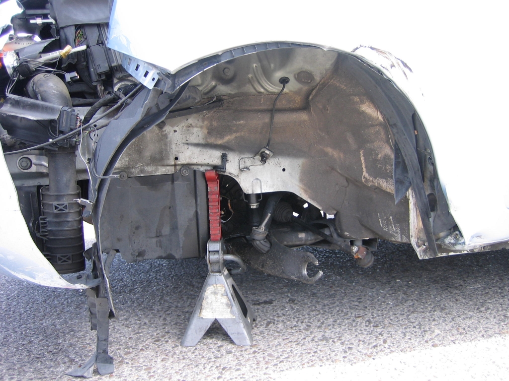 VISTA GOLPE IZQUIERDO MITSUBISHI COLT 1.5 DID 95CV