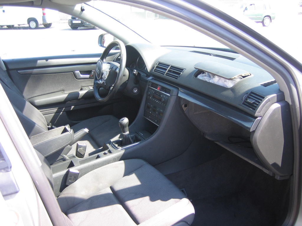 VISTA SALPICADERO  AUDI A-4 2.0 I 130CV GASOLINA