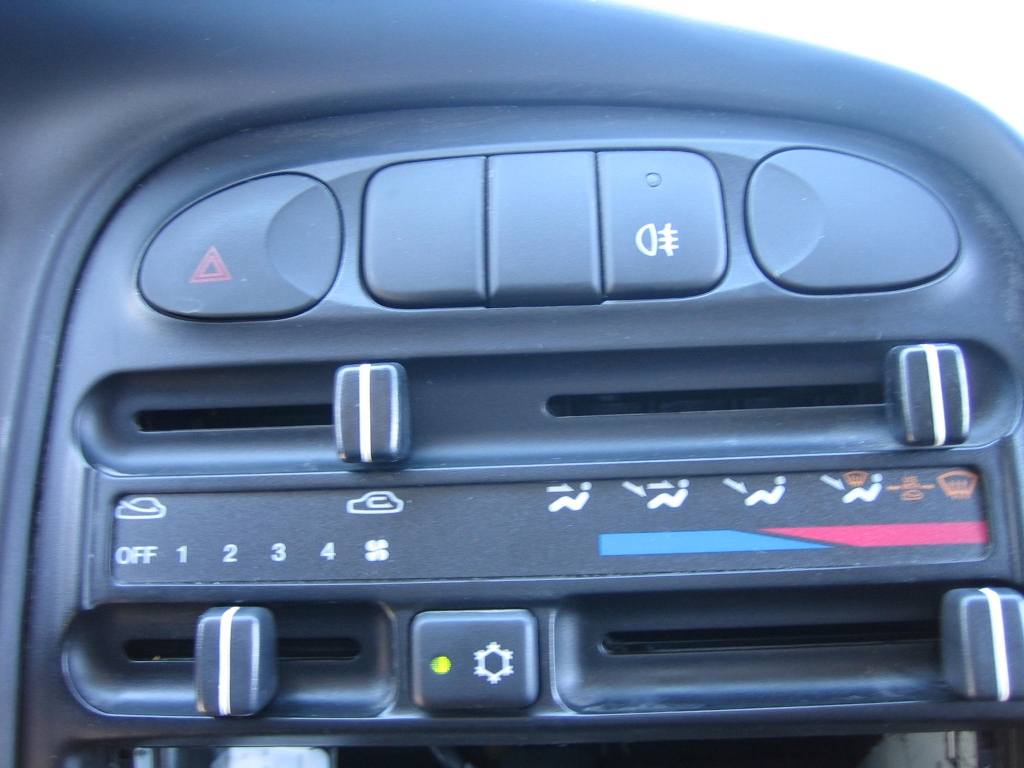 VISTA A/C HYNDAI H-1 2.5 CRDI 140CV 6 PLAZAS