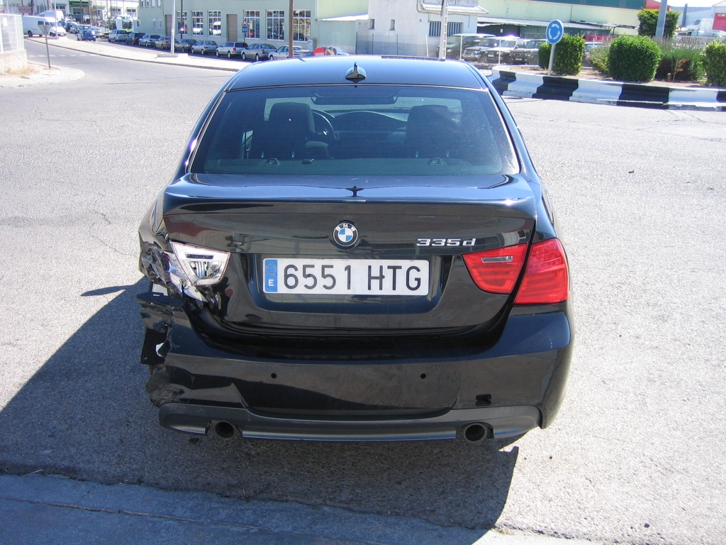 VISTA TRASERA BMW 335 D PACK M 3.0 285CV AUTOMATICO