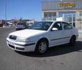 VISTA DELANTERA IZQUIERDA SKODA OCTAVIA 1.9 TDI 90CV VISTA DELANTERA IZQUIERDA SKODA OCTAVIA 1.9 TDI 90CV