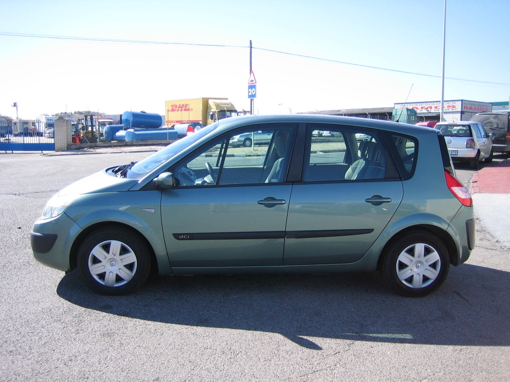VISTA LATERAL IZQUIERDO RENAULT MEGANE SCENIC 1.5 DCI 100CV