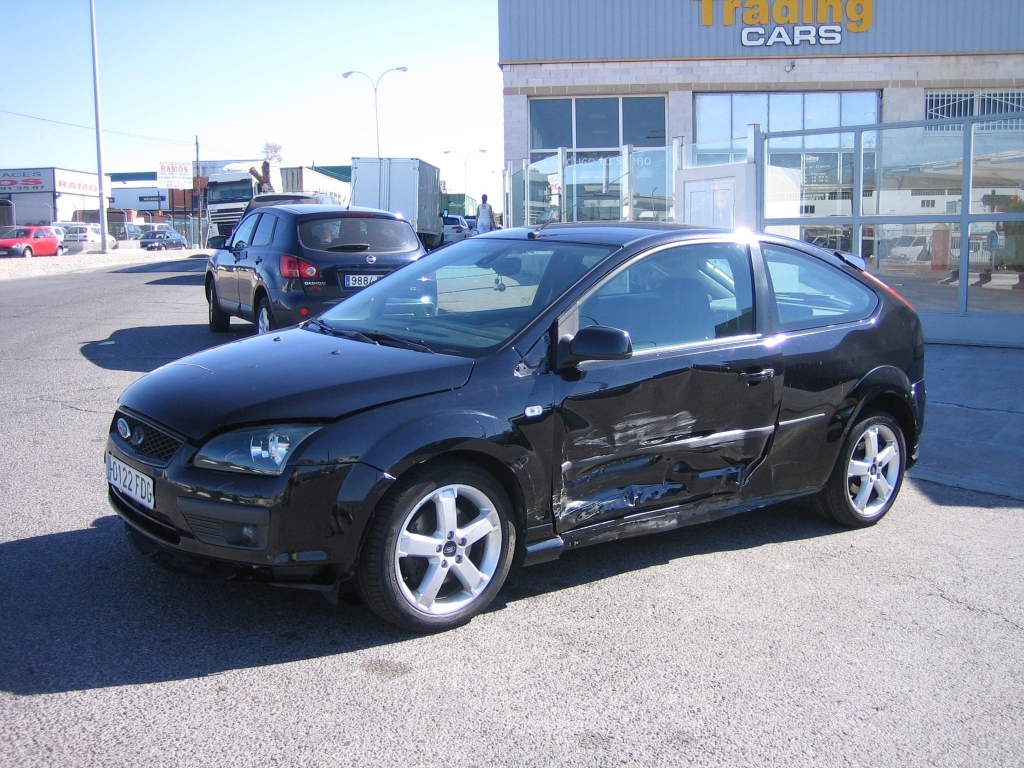 VISTA DELANTERA IZQUIERDA FORD FOCUS 2.0 TDCI 136CV