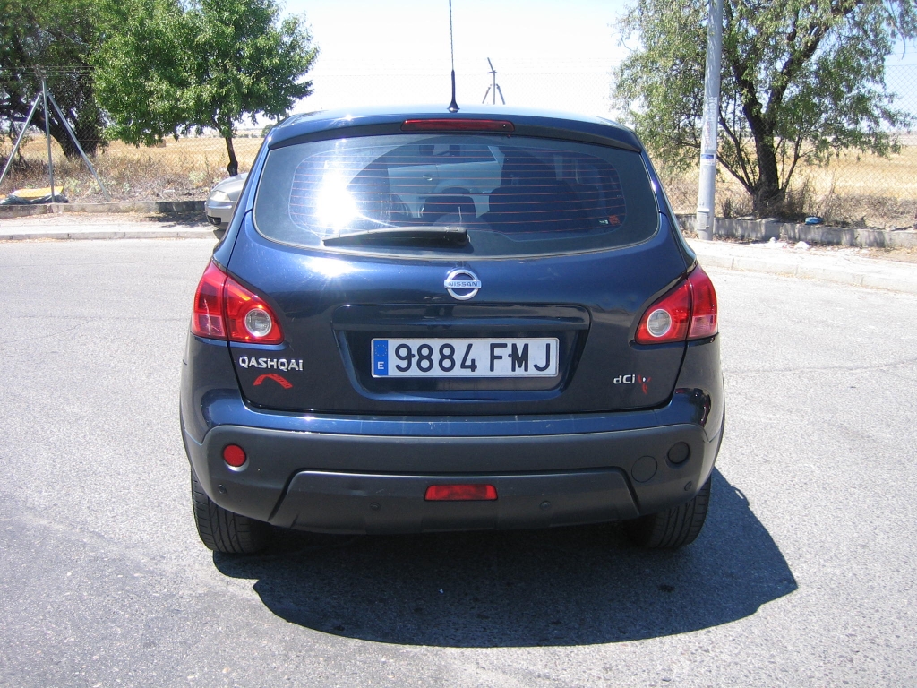 VISTA TRASERA NISSAN QASHQAI 1.5 DCI 105CV 6 VELOCIDADES