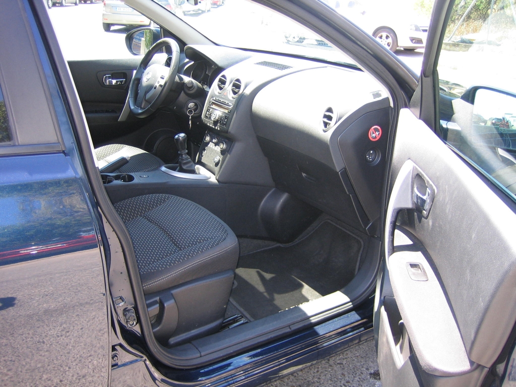 VISTA INTERIOR DERECHO NISSAN QASHQAI 1.5 DCI 105CV 6 VELOCIDADES