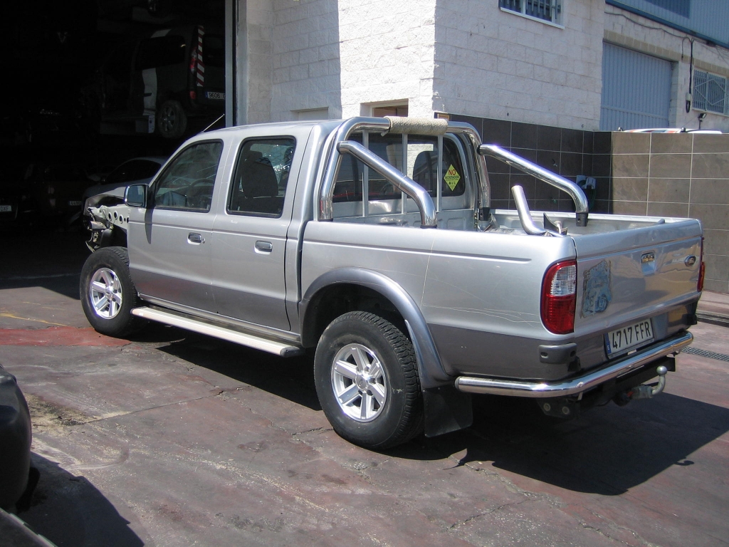 VISTA TRASERA IZQUIERDA FORD RANGER 2.5 TDCI 109CV 4X4 XLT