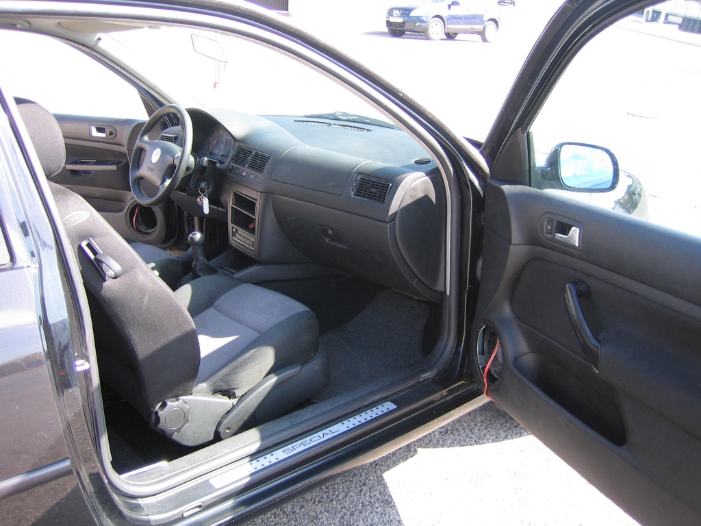 VISTA INTERIOR DERECHO VOLKSWAGEN GOLF IV 1.9 TDI 100CV