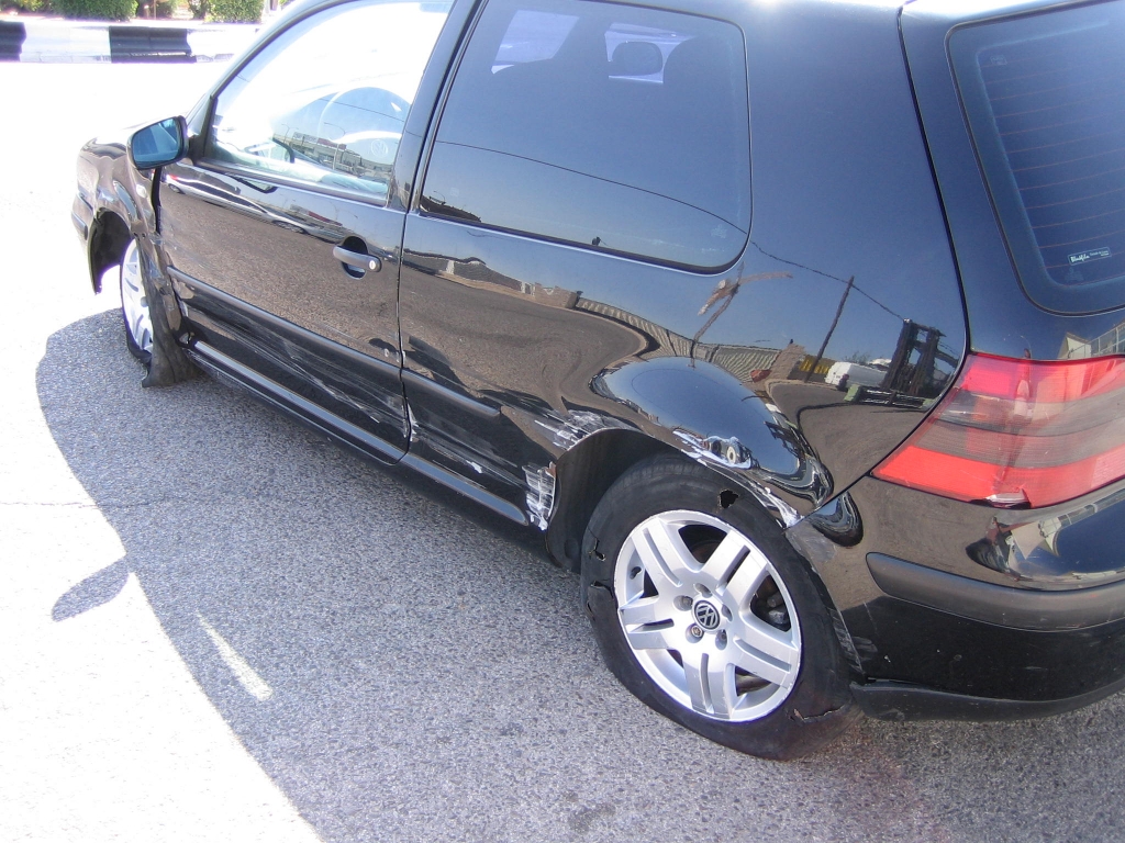 VISTA GOLPE VOLKSWAGEN GOLF IV 1.9 TDI 100CV