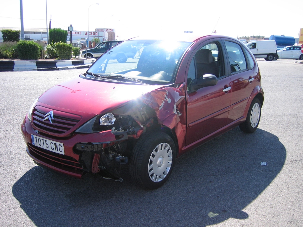 VISTA DELANTERA IZQUIERDA CITROEN C-3 1.4 HDI 70CV PREMIER
