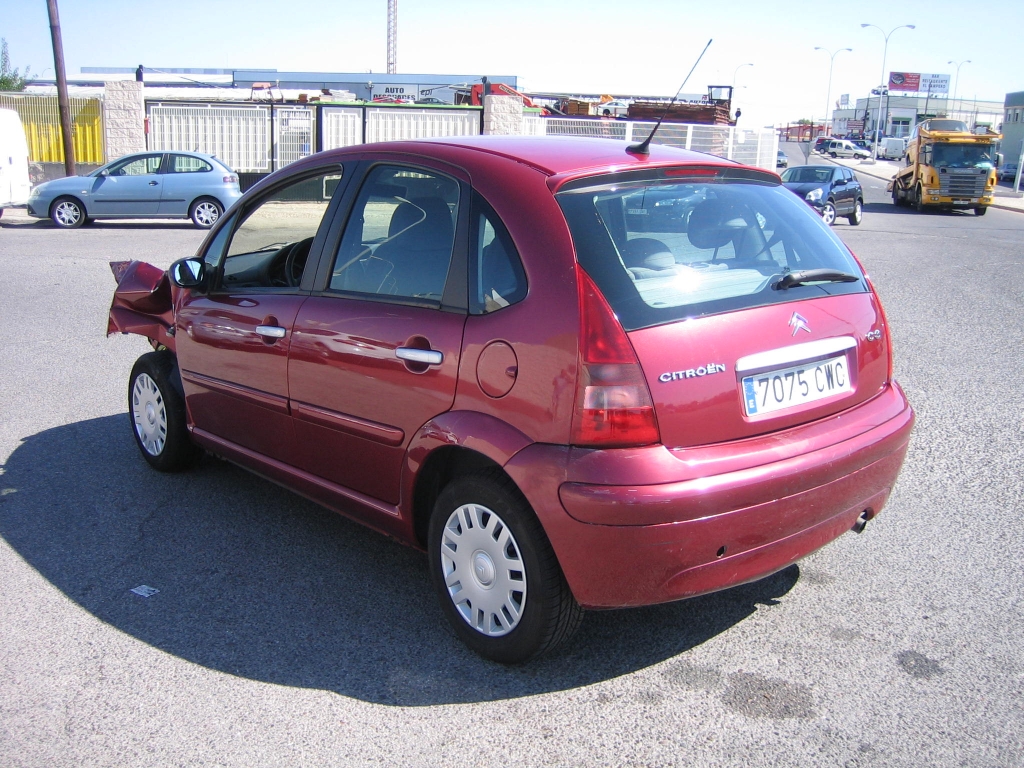 VISTA TRASERA IZQUIERDA CITROEN C-3 1.4 HDI 70CV PREMIER