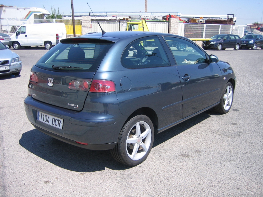 VISTA TRASERA DERECHA SEAT IBIZA 1.9 TDI 100CV