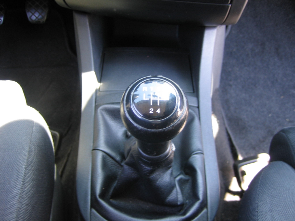 VISTA CAMBIO SEAT IBIZA 1.9 TDI 100CV