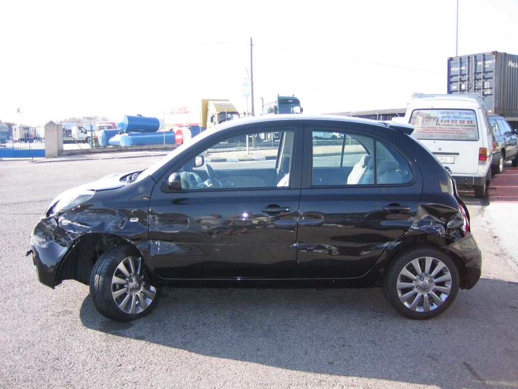 VISTA LATERAL IZQUIERDO NISSAN MICRA 1.4 88CV GASOLINA