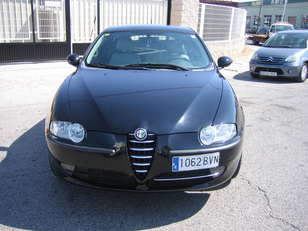 VISTA DELANTERA ALFA ROMEO 147 1.9 JTD 115CV