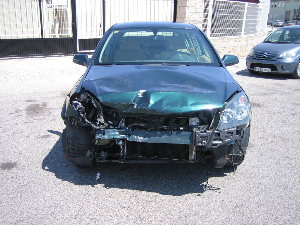 VISTA DELANTERA OPEL ASTRA 1.8 I 125CV