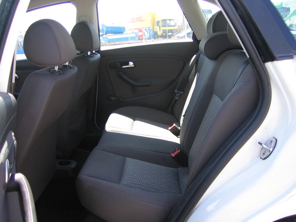 VISTA INTERIOR TRASERO SEAT IBIZA 1.9 SDI 64CV