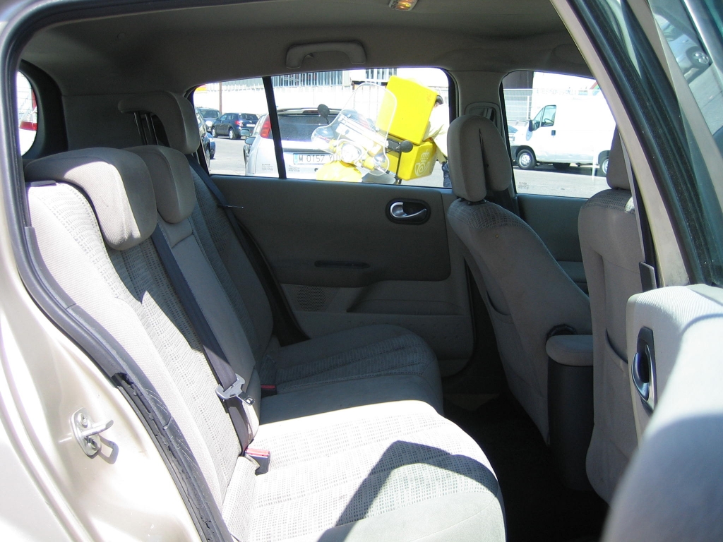 VISTA INTERIOR TRASERO RENAULT MEGANE 1.5 DCI 105CV