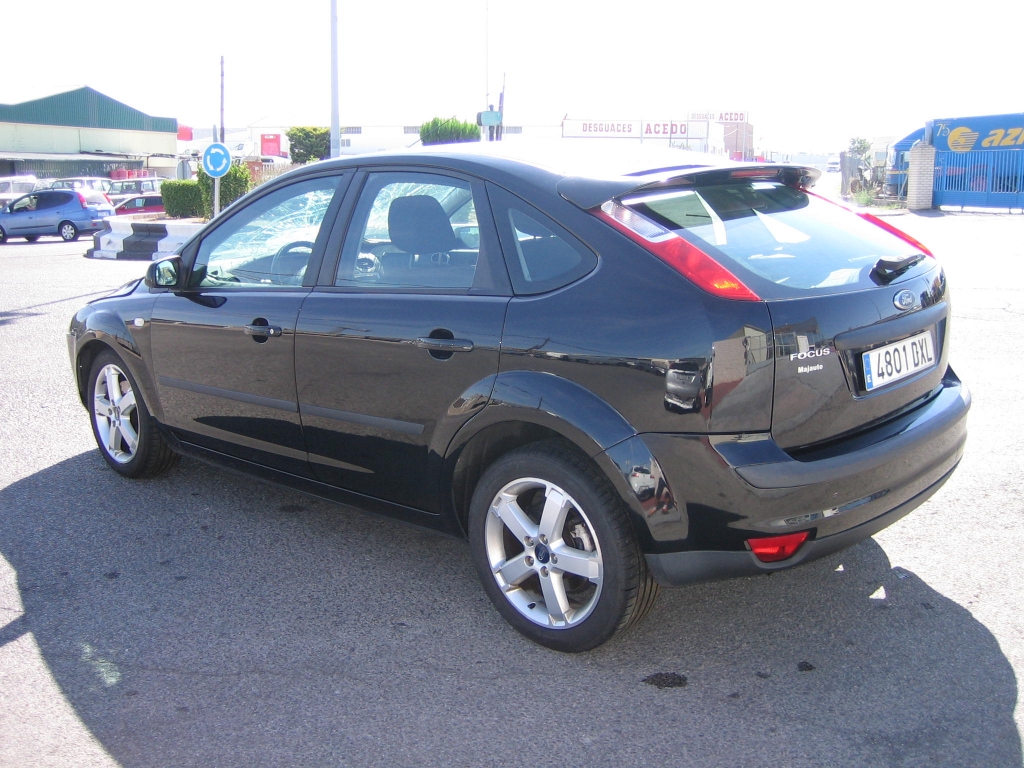 VISTA TRASERA IZQUIERDA FORD FOCUS 2.0 TDCI 136CV