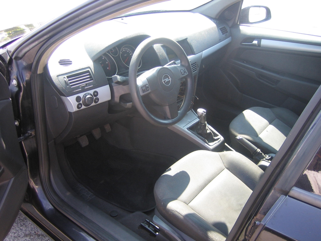 VISTA INTERIOR IZQUIERDO OPEL ASTRA 1.7 CDTI 100CV