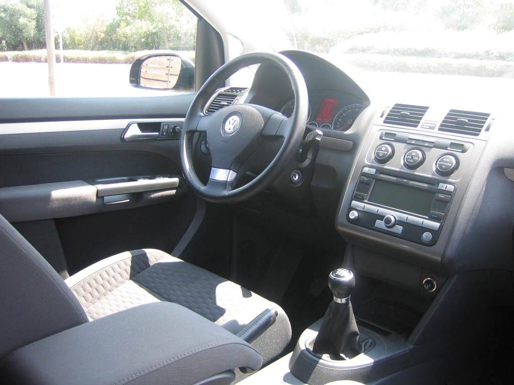 VISTA INTERIOR IZQUIERDO VOLKSWAGEN TOURAN 1.9 TDI 105CV 7 PLAZAS