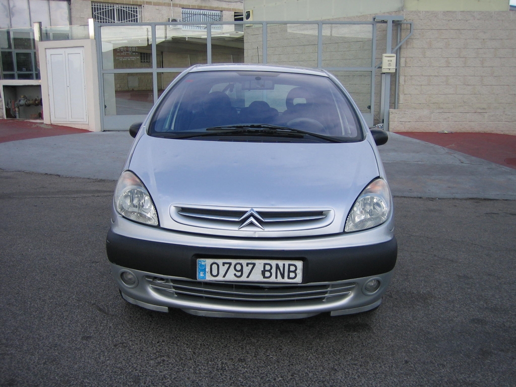 VISTA DELANTERA CITROEN XSARA PICASSO 2.0 HDI 90CV