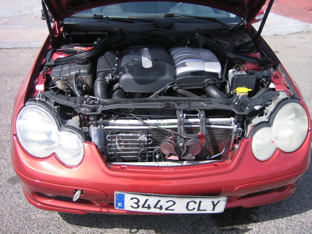 VISTA MOTOR MERCEDES BENZ C-220 CDI 2.2 142CV AUTOMATICO