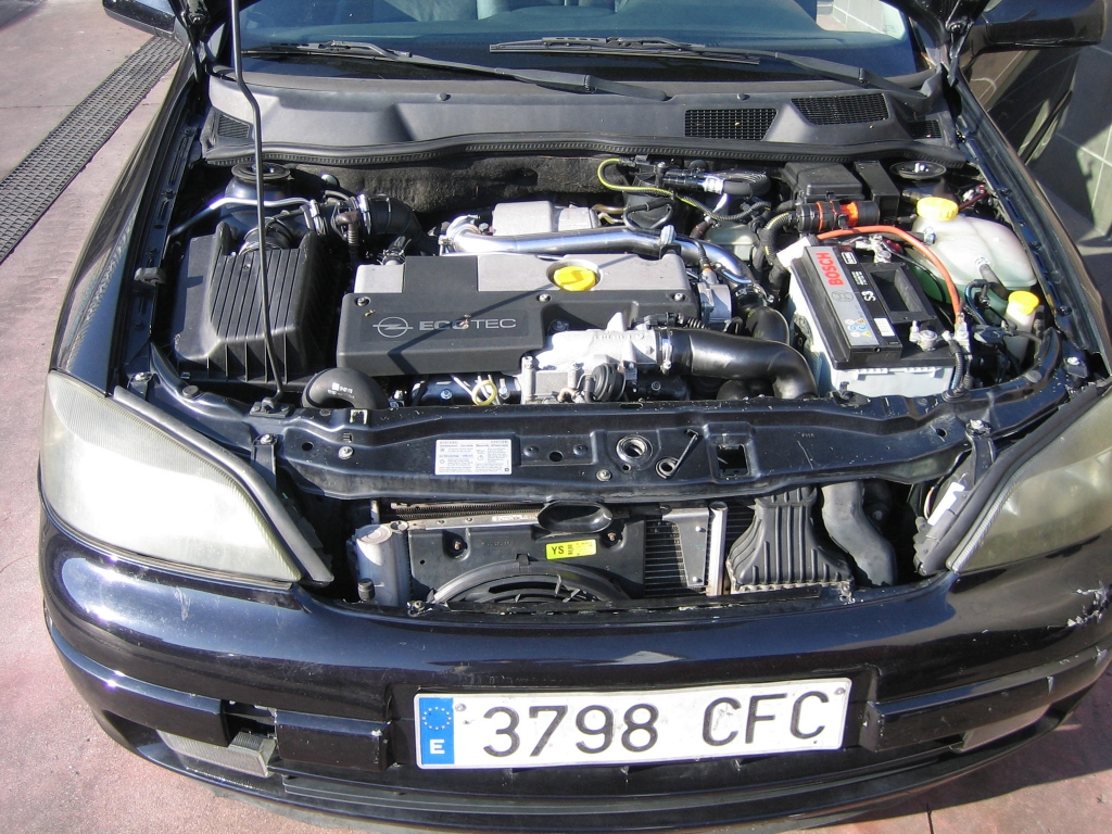 VISTA MOTOR OPEL ASTRA 2.2 DTI SPORT 1215CV
