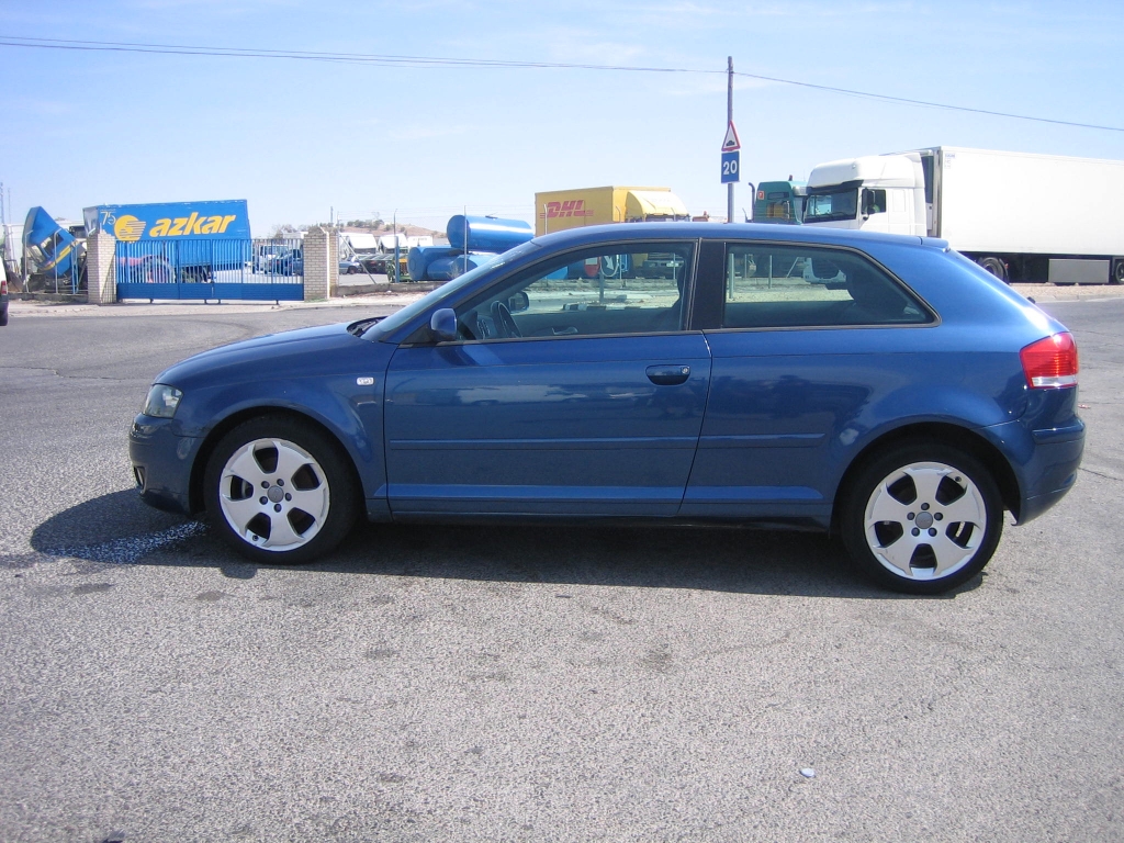 VISTA LATERAL IZQUIERDO AUDI A-3 2.0 TDI 140CV 3PUERTAS
