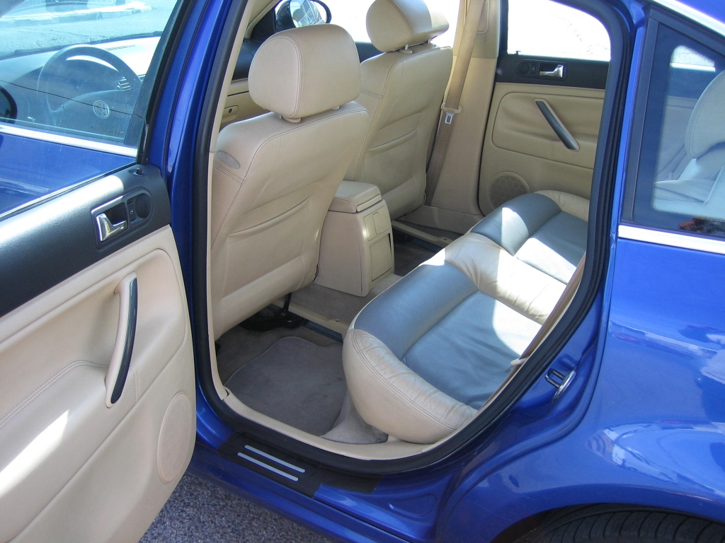 VISTA INTERIOR TRASERO VOLKSWAGEN PASSAT 2.5 TDI 180CV 4MOTION 