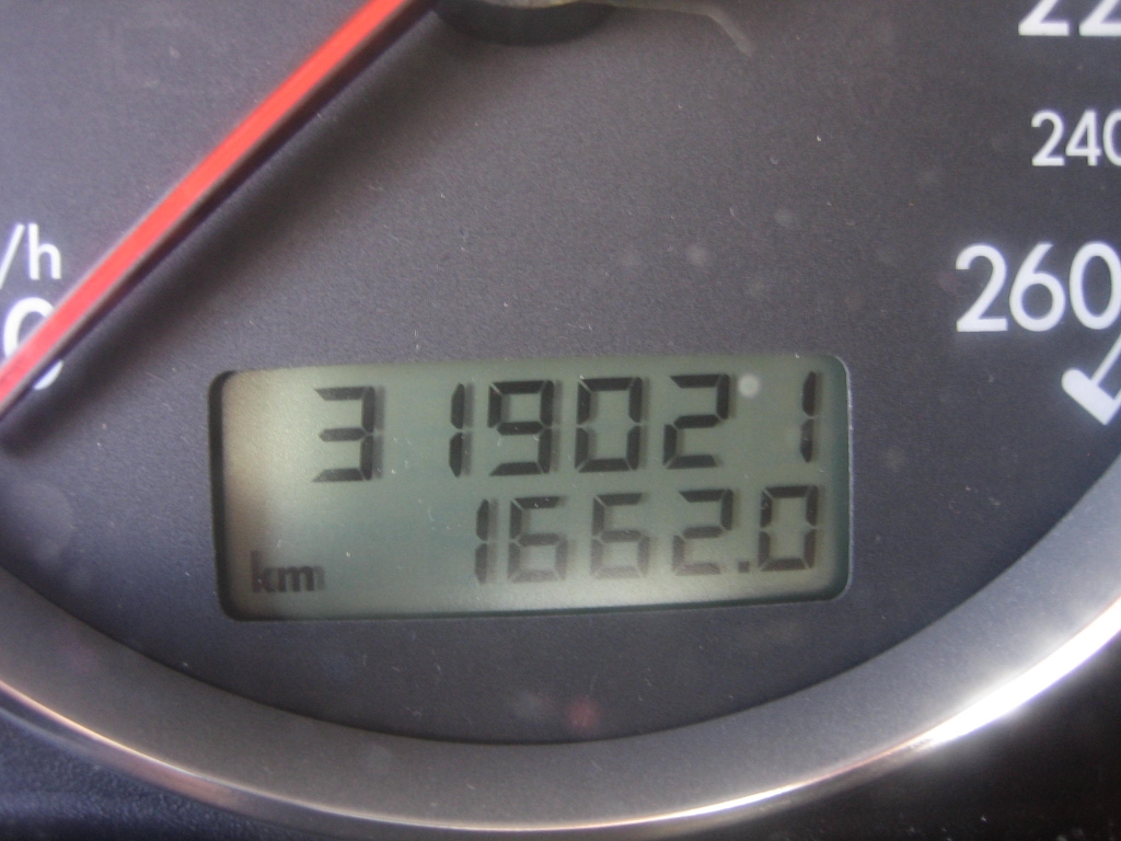 VISTA KM VOLKSWAGEN PASSAT 2.5 TDI 180CV 4MOTION