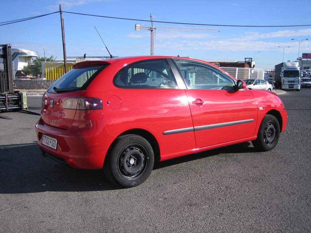 SEAT IBIZA 1.4 I 86CV