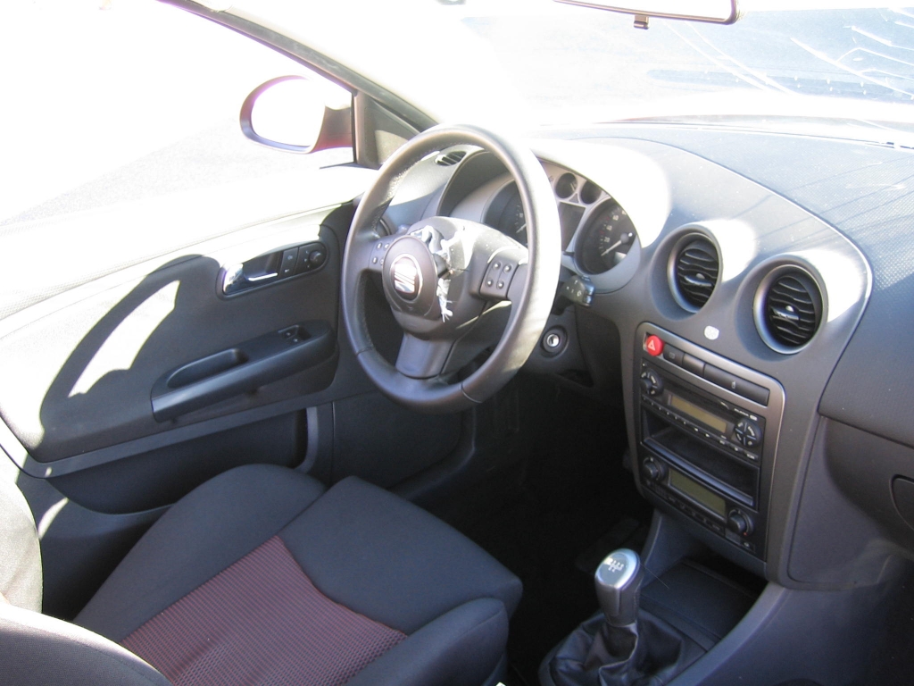 SEAT IBIZA 1.4 I 86CV