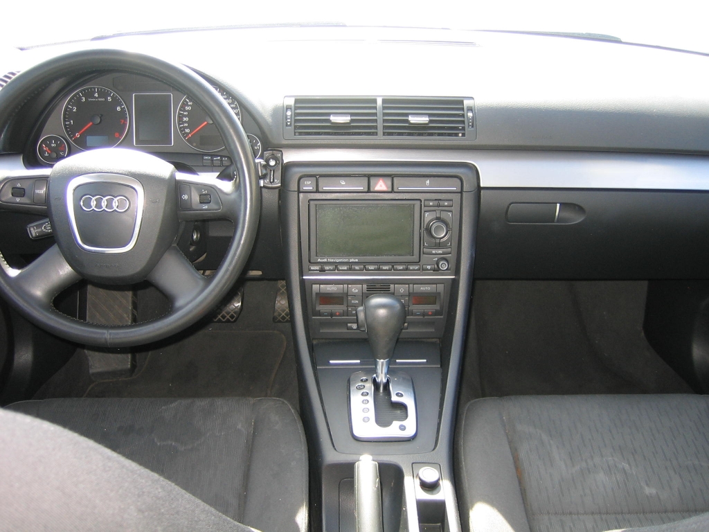 VISTA SALPICADERO AUDI A-4 S.LINE 2.0 TFSI 200CV AUTOMATICO