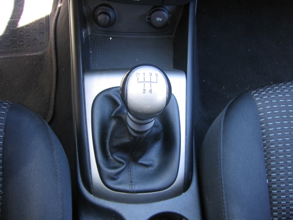 VISTA CAMBIO HYNDAI I30 1.4 I 105CV