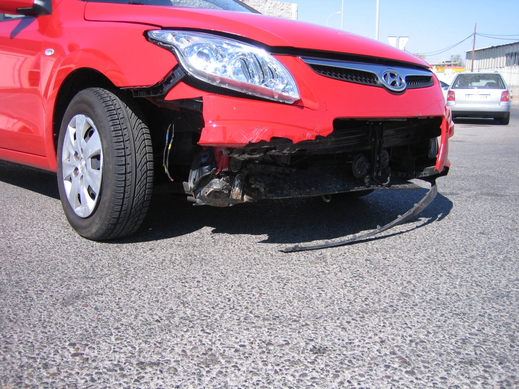 VISTA GOLPE 1 HYNDAI I30 1.4 I 105CV