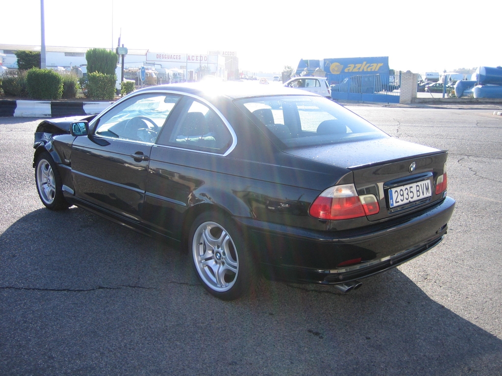 VISTA TRASERA IZQUIERDA BMW 328 I 2.8 193CV
