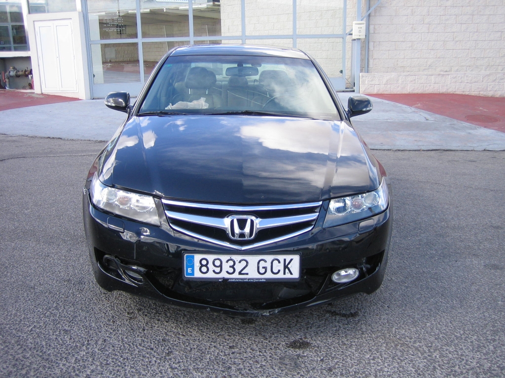 VISTA DELANTERA HONDA ACCORD 2.2 I-CDTI 140CV