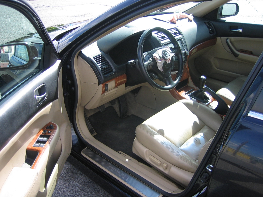 VISTA INTERIOR IZQUIERDO HONDA ACCORD 2.2 I-CDTI 140CV