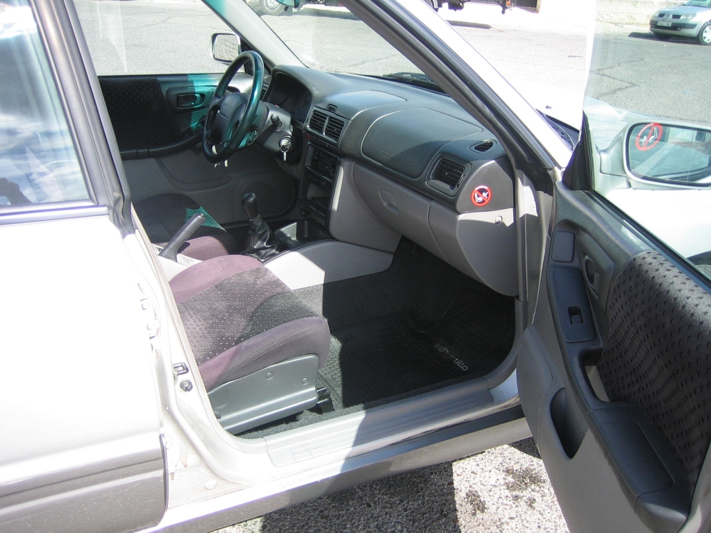 VISTA INTERIOR DERECHO SUBARU FORESTER 2.0 GASOLINA 177CV