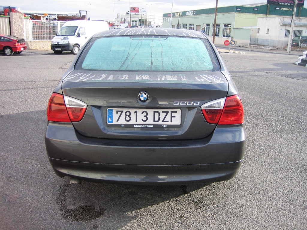 VISTA TRASERA BMW 320 D 2.0 163CV