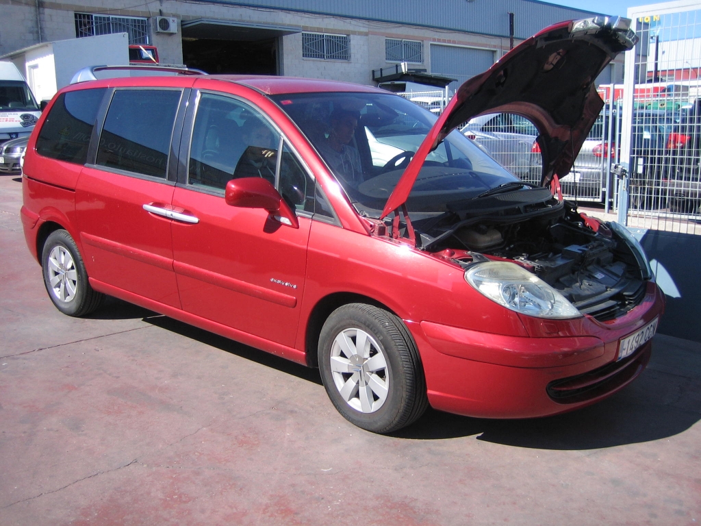 CITROEN C-8 2.2 HDI