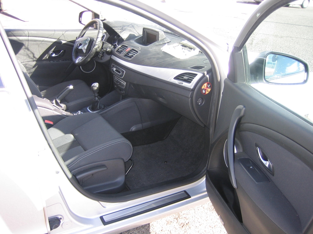VISTA INTERIOR DERECHO RENAULT MEGANE FAMILIAR 1.5 DCI 110CV